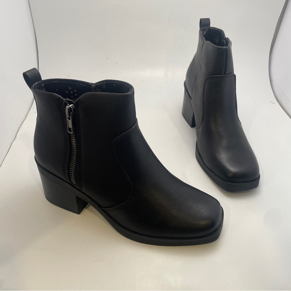 BOC Lexy Black Heel Boot Side‎ Zip Women’s Size 7.5